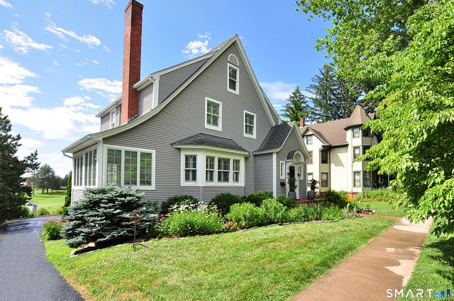 371 North Main Street, Suffield, CT 06078