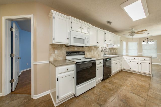 5085 Willow Glen Circle, Sherwood, AR 72120