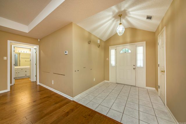 5085 Willow Glen Circle, Sherwood, AR 72120