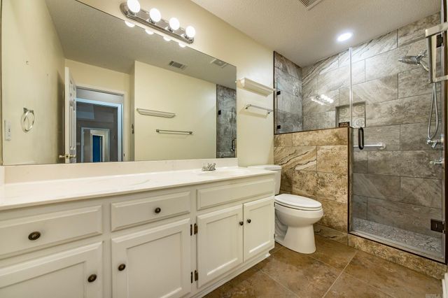 5085 Willow Glen Circle, Sherwood, AR 72120