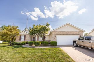 876 Clemson Avenue, Fairview Heights, IL 62208