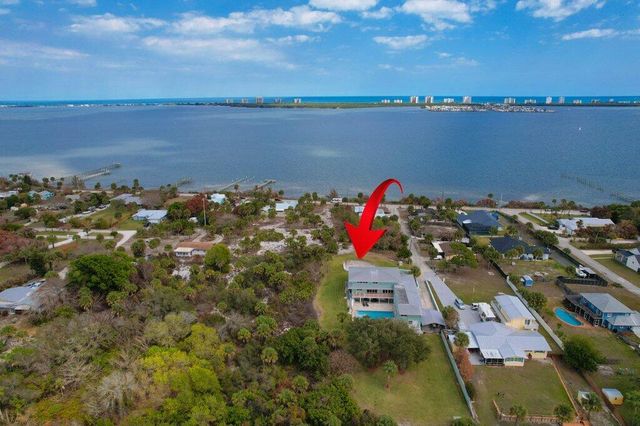 3712 E Mockingbird Hill, Jensen Beach, FL 34957