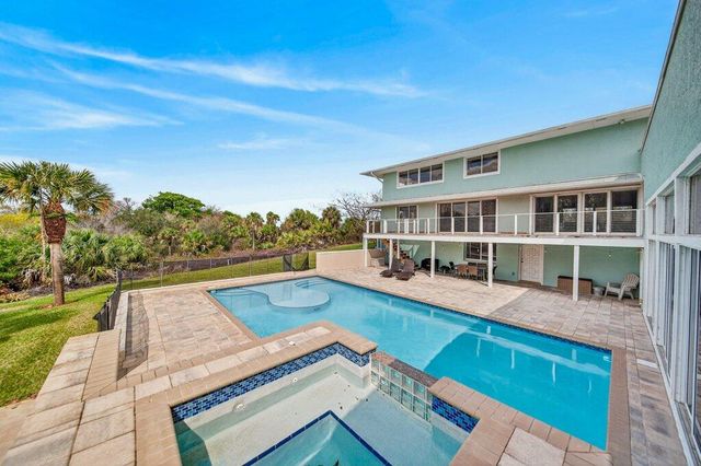 3712 E Mockingbird Hill, Jensen Beach, FL 34957