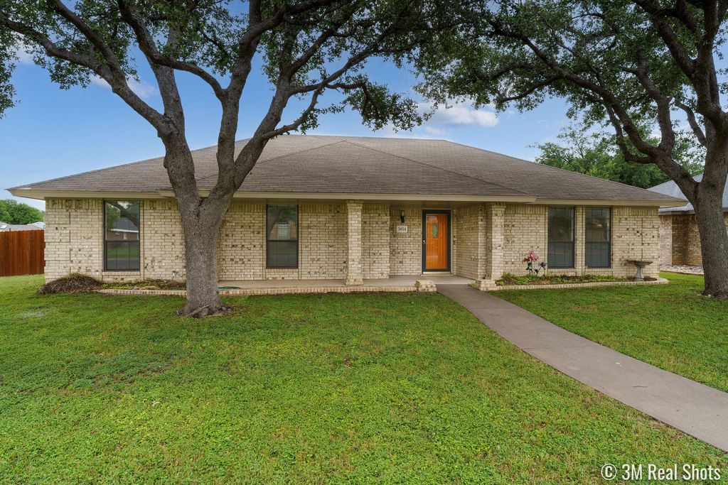 Image 1 of property listing at 5854 Hickorywood Drive, San Angelo, TX 76904