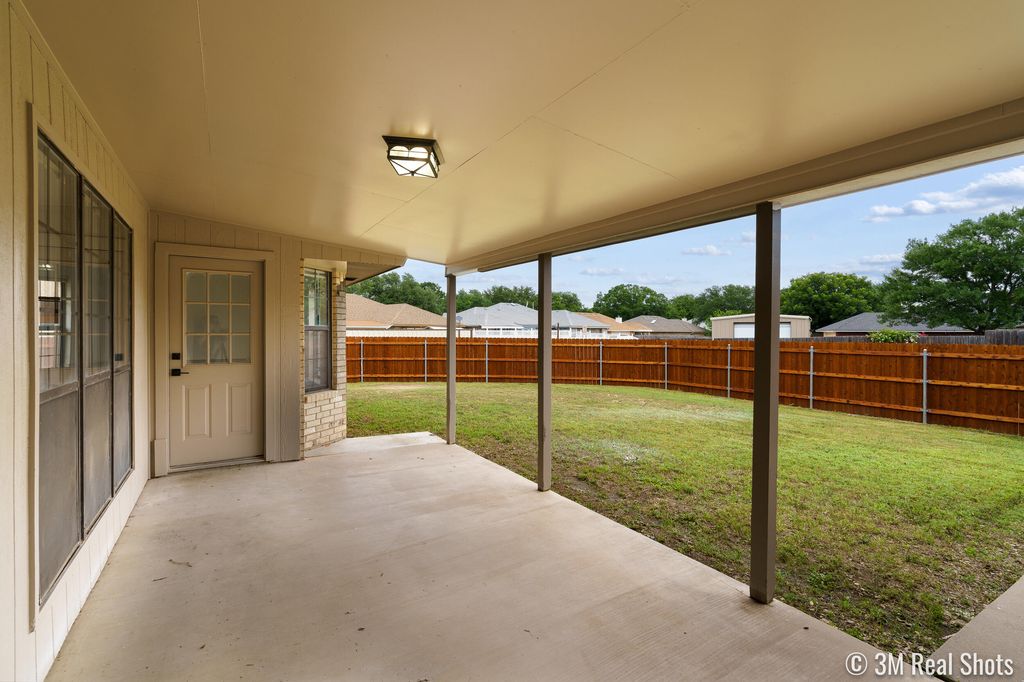 Image 19 of property listing at 5854 Hickorywood Drive, San Angelo, TX 76904