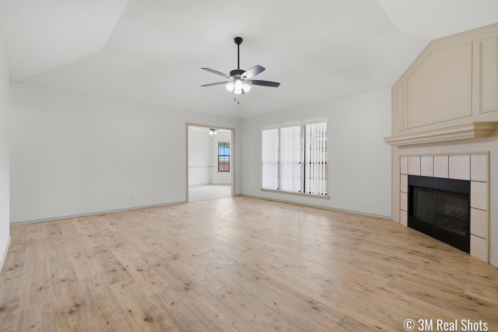 Image 3 of property listing at 5854 Hickorywood Drive, San Angelo, TX 76904