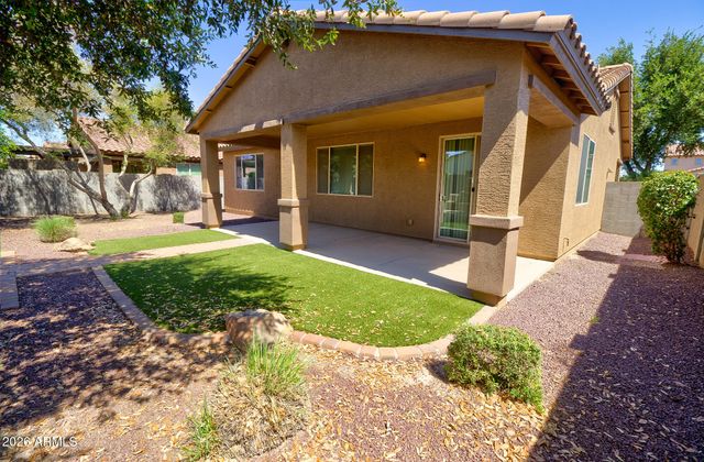 193 W LEATHERWOOD Avenue, San Tan Valley, AZ 85140