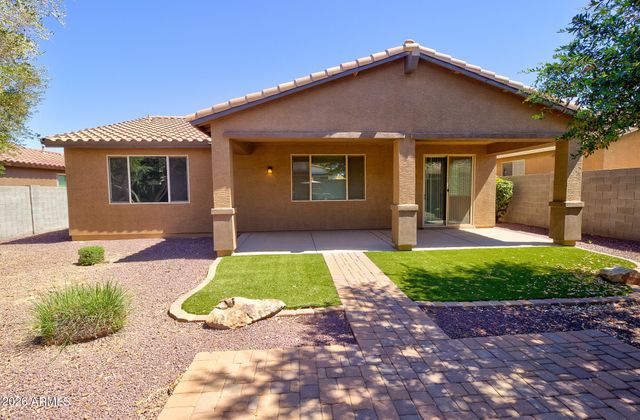 193 W LEATHERWOOD Avenue, San Tan Valley, AZ 85140