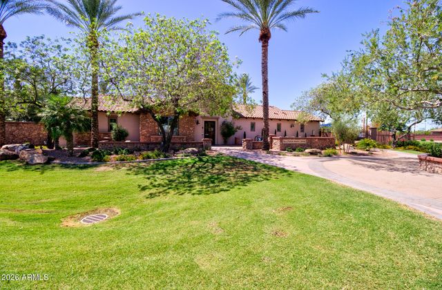193 W LEATHERWOOD Avenue, San Tan Valley, AZ 85140