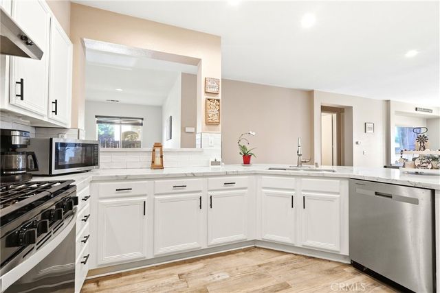 13150 La Jolla, Hesperia, CA 92344