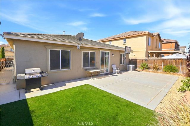 13150 La Jolla, Hesperia, CA 92344