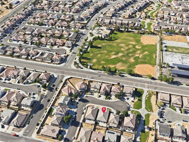 13150 La Jolla, Hesperia, CA 92344