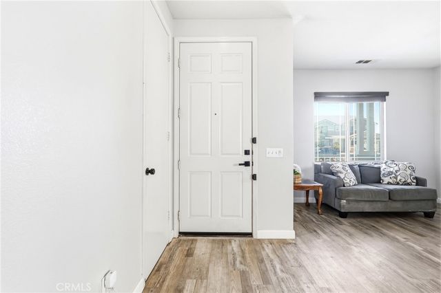 13150 La Jolla, Hesperia, CA 92344