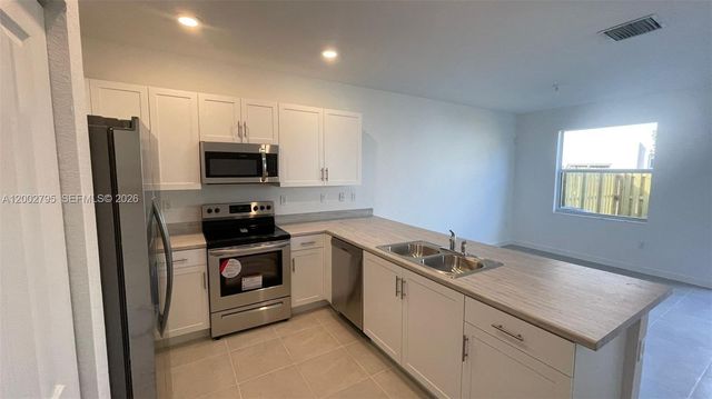 1844 SE 27th Rd, Homestead, FL 33035