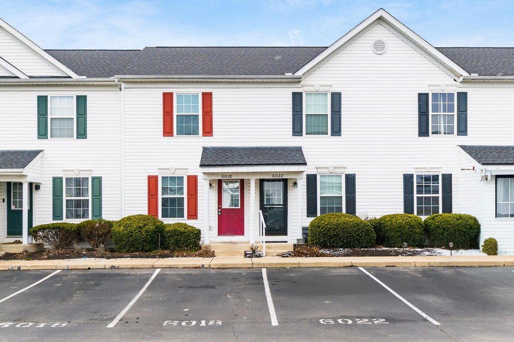 6018 Brice Park Drive, 17C, Canal Winchester, OH 43110