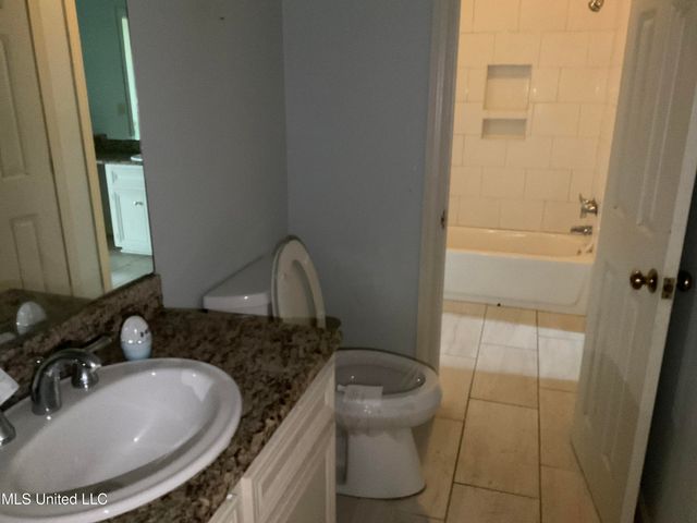 6 Moss Forest Place, Jackson, MS 39211