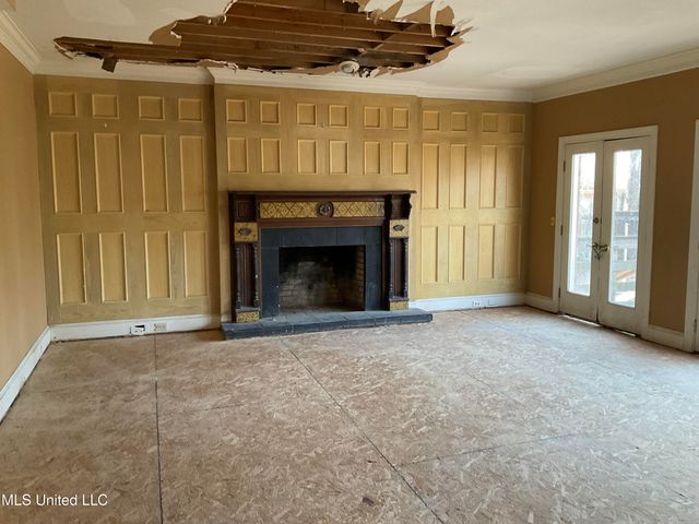 6 Moss Forest Place, Jackson, MS 39211