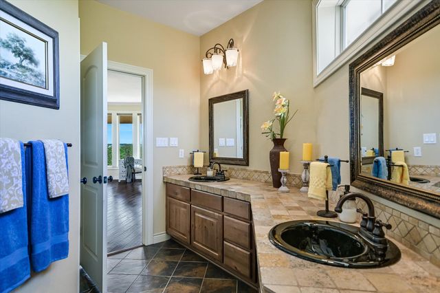 15936 Booth CIR, Volente, TX 78641