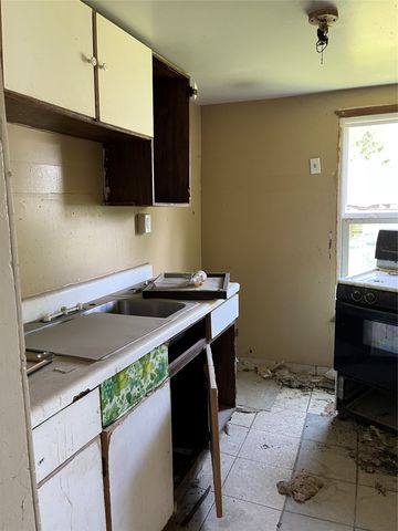 409 N 3rd Avenue, Marshalltown, IA 50158