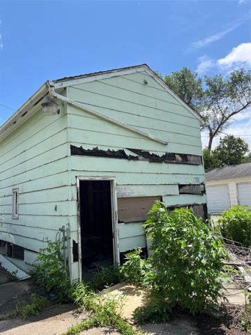 409 N 3rd Avenue, Marshalltown, IA 50158