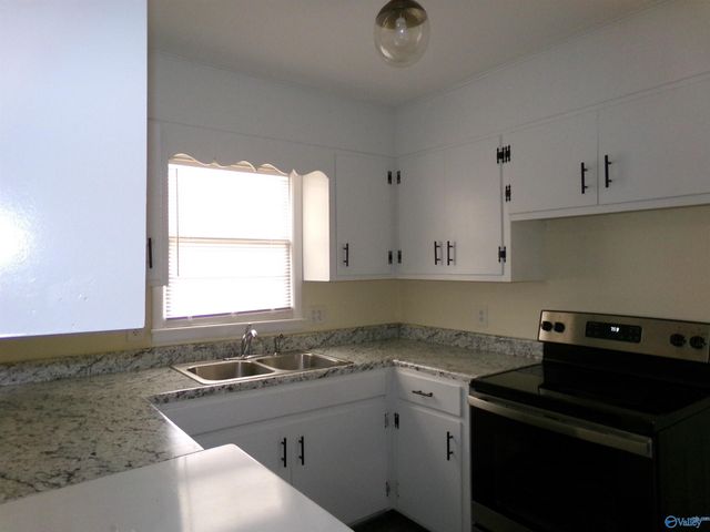 112 Drake Avenue, Huntsville, AL 35801