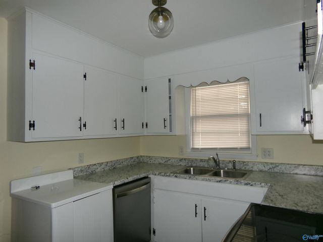 112 Drake Avenue, Huntsville, AL 35801