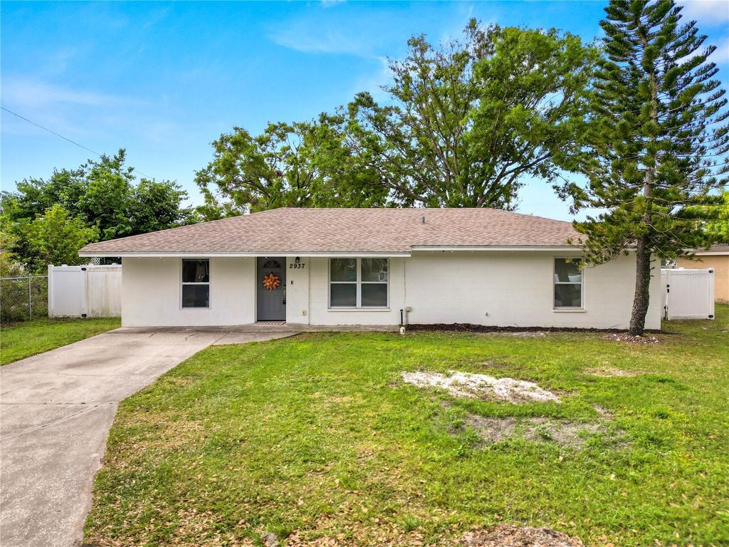 2937 DELROSE DRIVE N, Lakeland, FL 33805