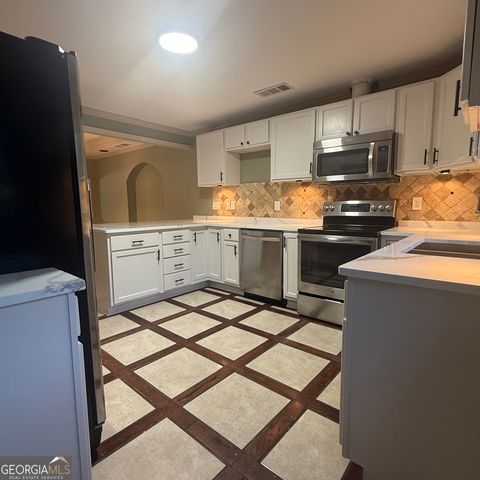 416 N 18th Street, Griffin, GA 30223