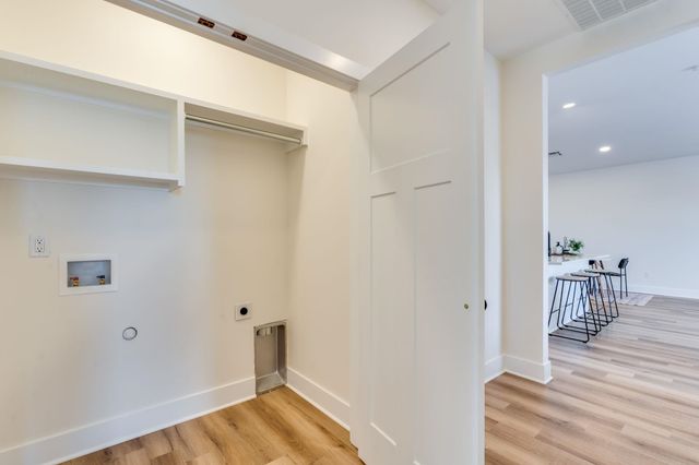 5710 E Bristol, Bel Aire, KS 67220