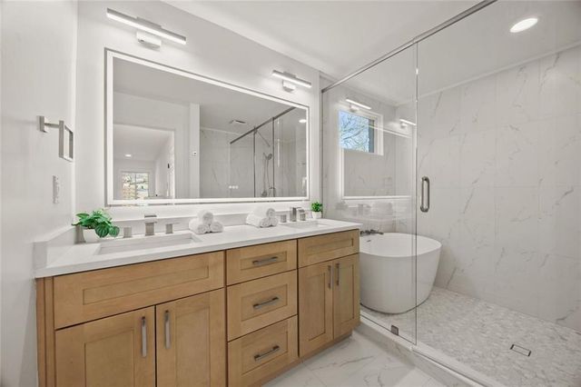 3928 Northlake Creek Drive, Tucker, GA 30084