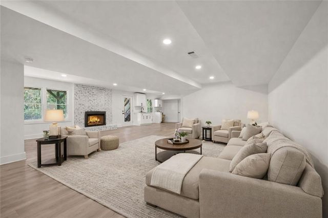 3928 Northlake Creek Drive, Tucker, GA 30084