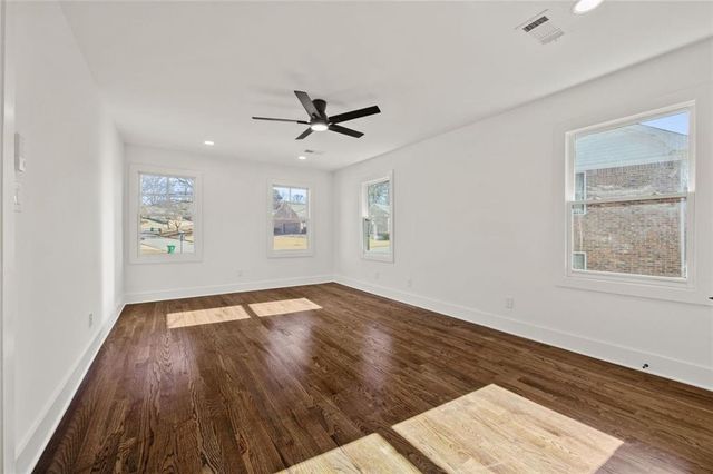 3928 Northlake Creek Drive, Tucker, GA 30084