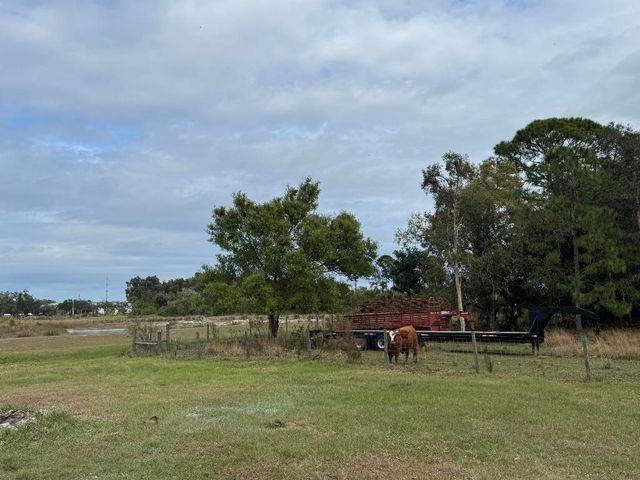 5800 Melville Road, Fort Pierce, FL 34982