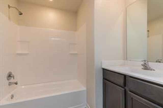412 Bracken Hill Drive, Katy, TX 77493