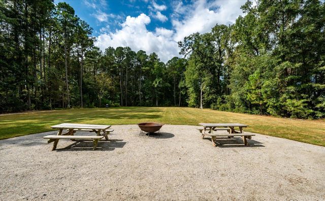 527 Nelliefield Trail, Wando, SC 29492