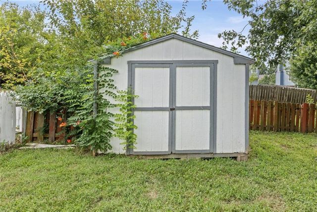16414 Hight Avenue, Belton, MO 64012