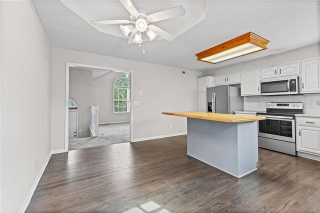 16414 Hight Avenue, Belton, MO 64012