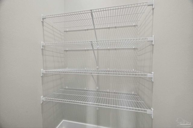 3011 N 15th Ave, Milton, FL 32583