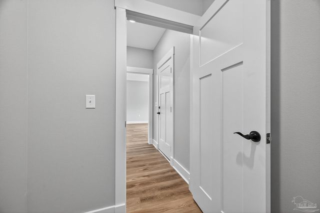 3011 N 15th Ave, Milton, FL 32583