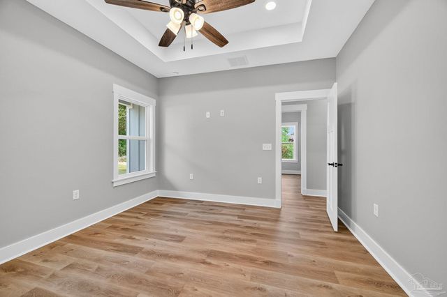 3011 N 15th Ave, Milton, FL 32583