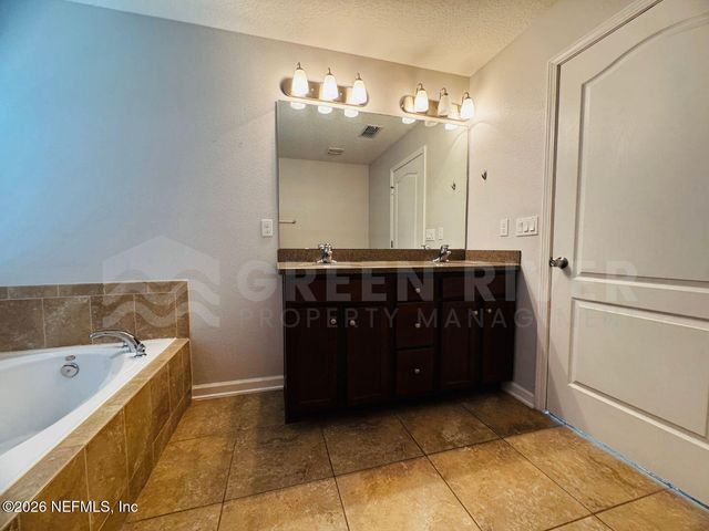 6162 SANDLER CHASE Trail, Jacksonville, FL 32222