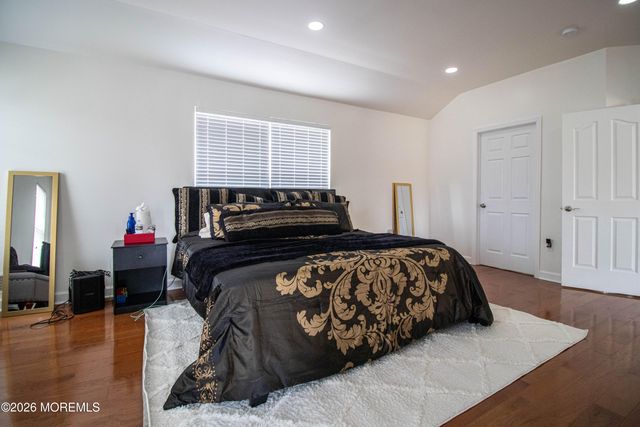 845 Woodbury Drive, Jackson, NJ 08527