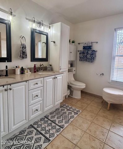 845 Woodbury Drive, Jackson, NJ 08527