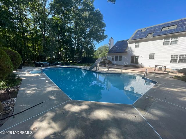 845 Woodbury Drive, Jackson, NJ 08527