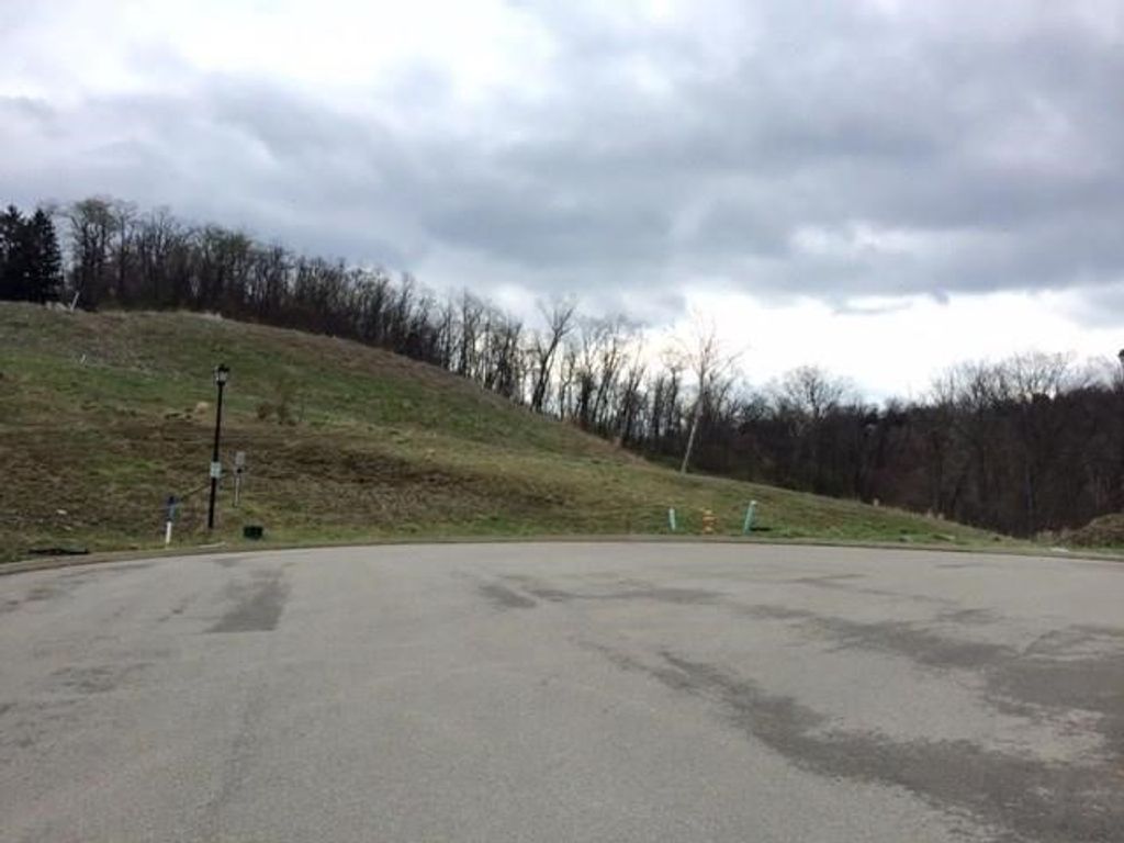 Lots 4&5 Parkedge Road, Green Tree, PA 15220