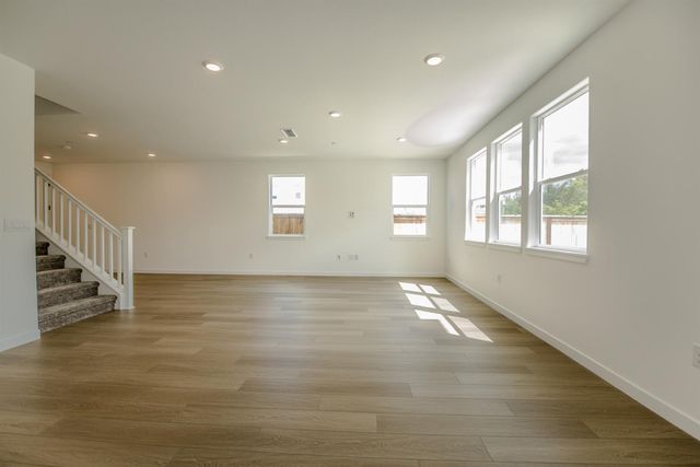 8512 Cottonseed Way, Elk Grove, CA 95624