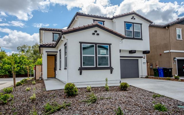 8512 Cottonseed Way, Elk Grove, CA 95624