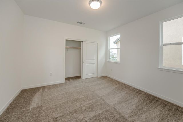 8512 Cottonseed Way, Elk Grove, CA 95624