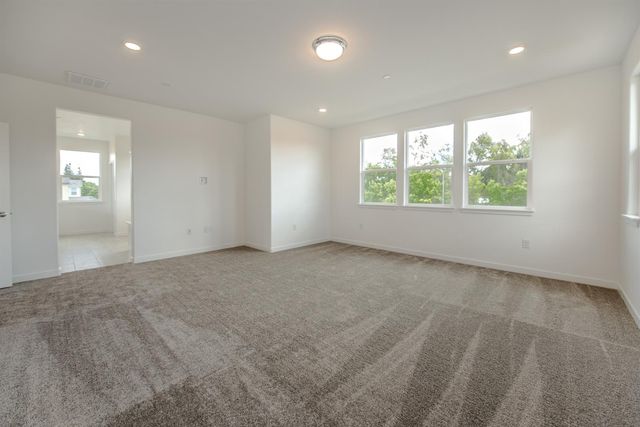 8512 Cottonseed Way, Elk Grove, CA 95624