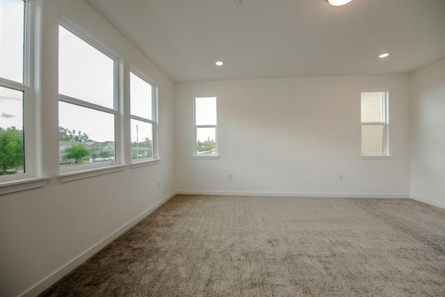 8512 Cottonseed Way, Elk Grove, CA 95624